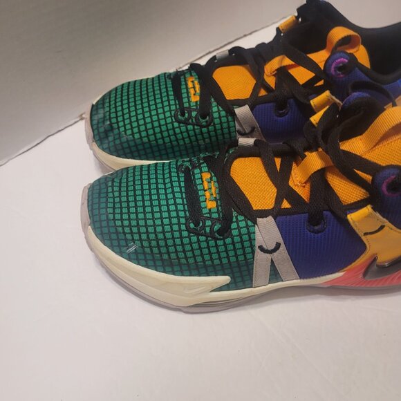 Nike LeBron Witness 7 Multicolor Size 6.5Y Sneaker - Picture 12 of 15